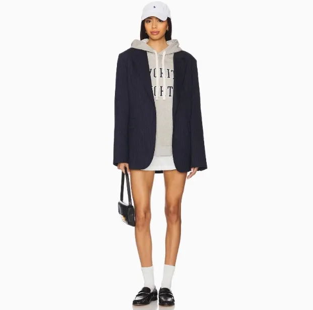 위치 프린트와 자수 장식의 여성용 스웨트셔츠